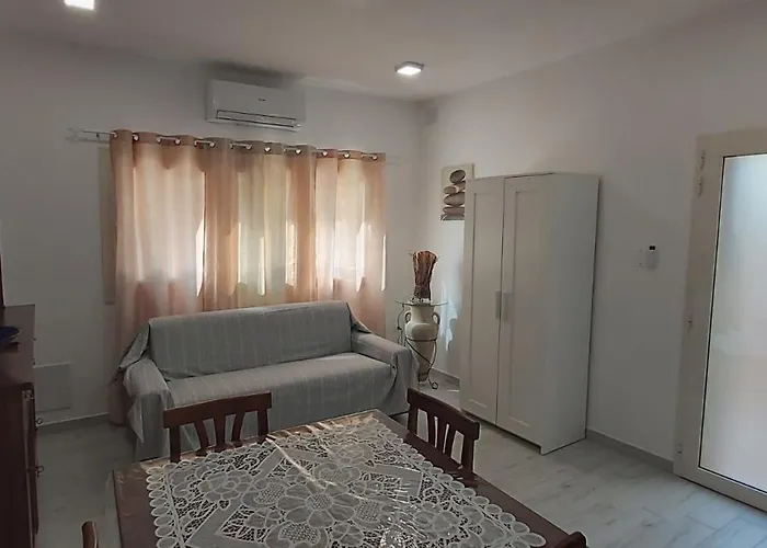 Casa Del Faro SantʼAntìoco